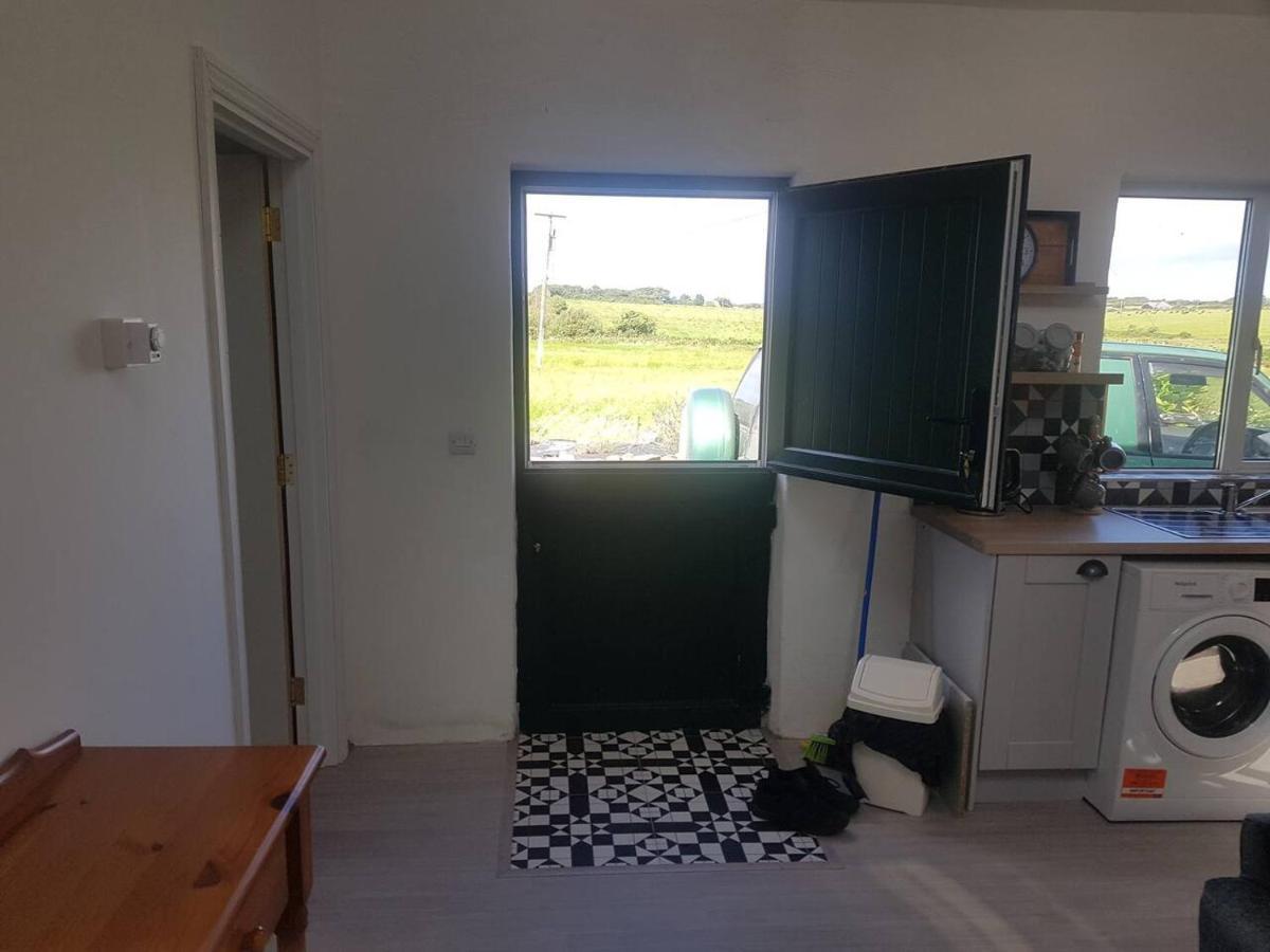Lavender Lane Cottage Тралий Екстериор снимка