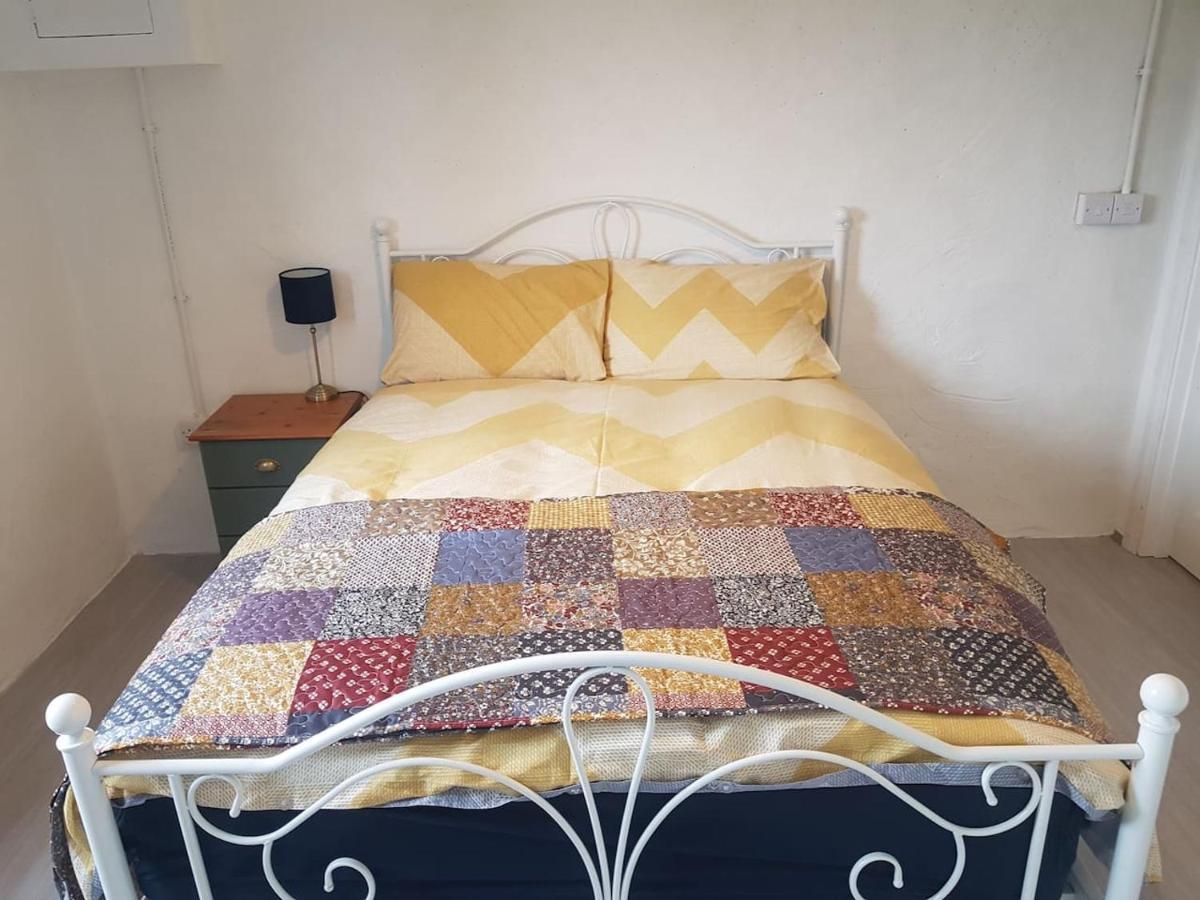 Lavender Lane Cottage Тралий Екстериор снимка