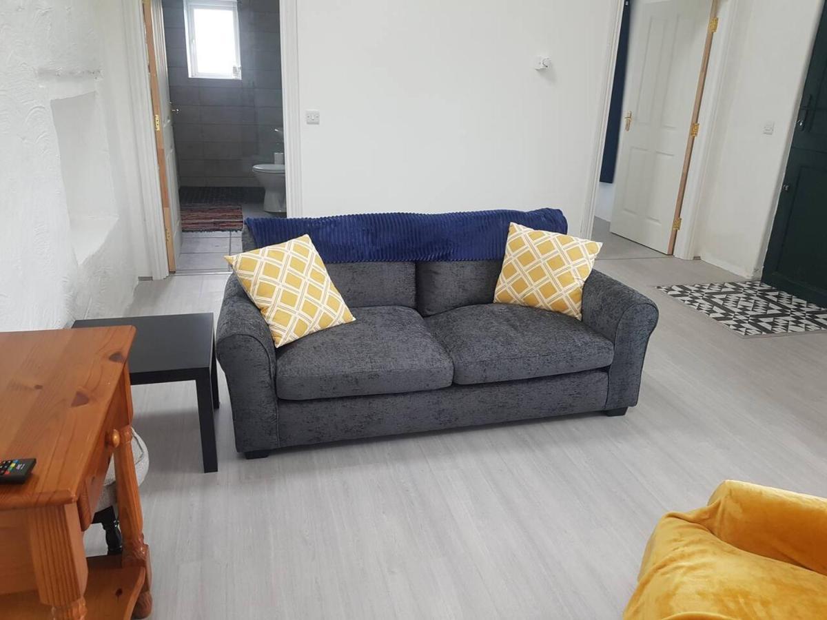 Lavender Lane Cottage Тралий Екстериор снимка